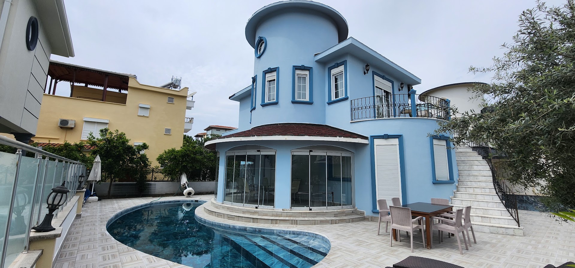 Antalya Belek’te The Land Of Legends’a 1 Km | 4+1 300 M² Özel Havuzlu EŞyali Satilik Vİlla