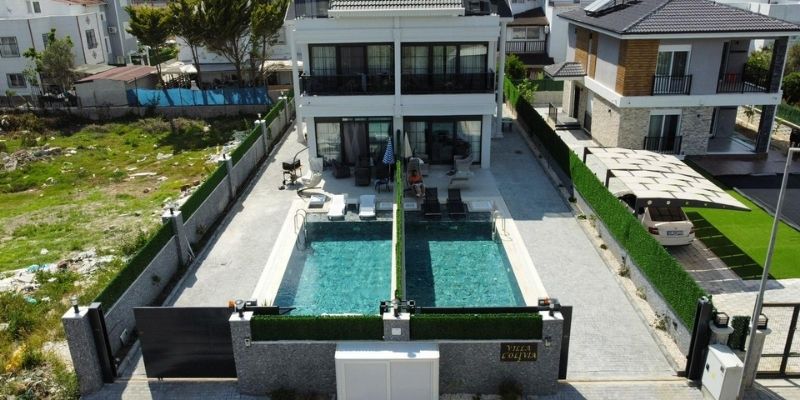 Antalya Kiralık Villa 3+1 Luks Ve Konforlu